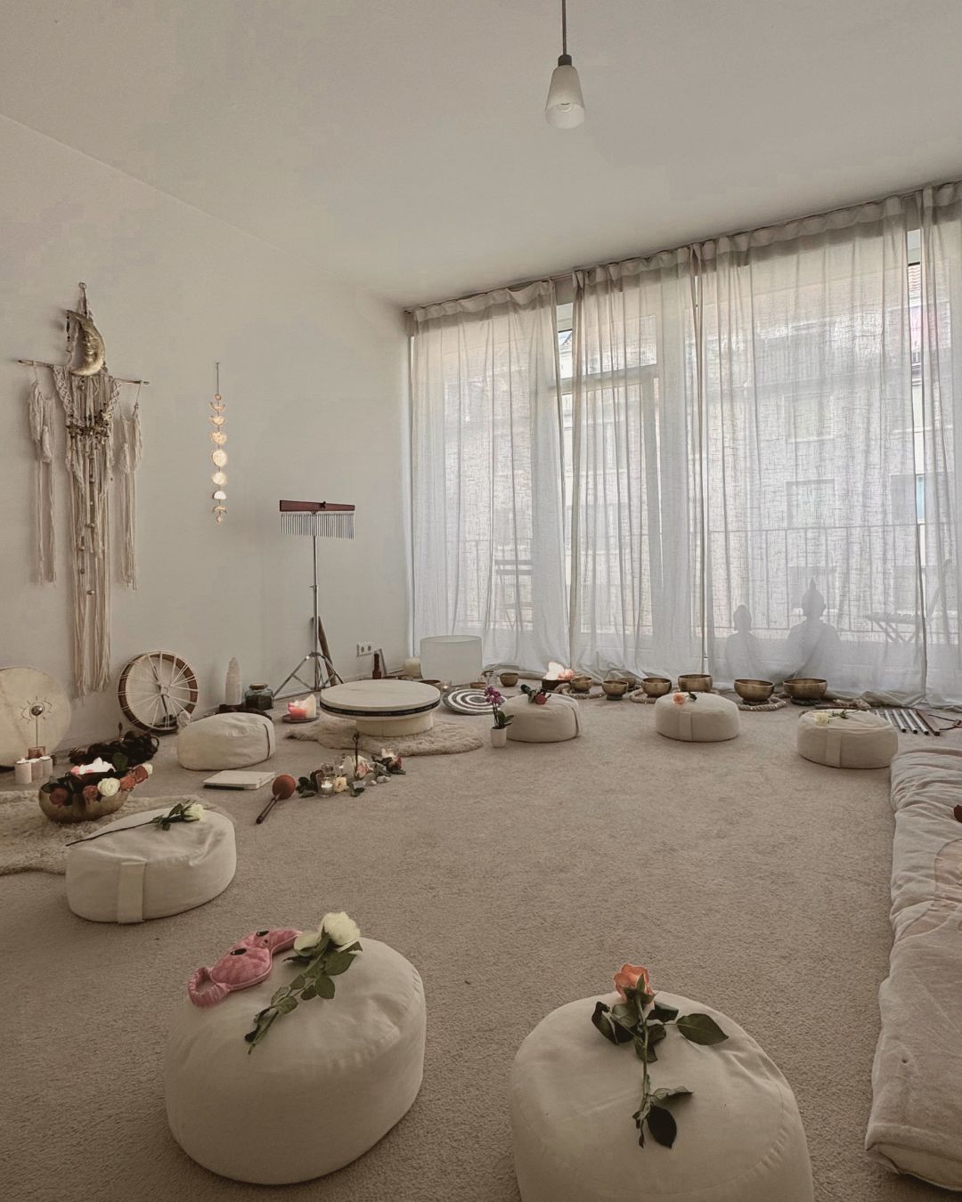 Full moon website visuals 25.10.2026 Yoga and Soundhealing Geeta Yoga